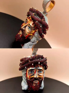 VVS1 Quality IGI Certified Diamond with 925 Silver Customized Face Heart Shape Hip Hop Style Unisex Pendant Gold Tone - Product Image 2