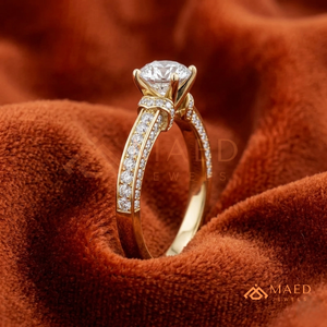 Anillo de compromiso de oro con moissanita de corte redondo y pavé para mujer, joyería de aniversario nupcial, regalo de moda de EE. UU. - Product Image 2