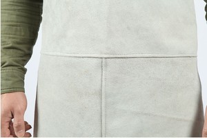 Delantal de PU sin mangas con bolsillos, ligero, duradero, estilo sencillo para cocinar y uso diario - Product Image 4