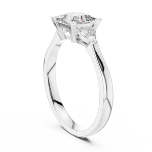Bague de fiançailles en moissanite taille princesse à trois pierres, en argent sterling 925, avec pierres latérales taille triligne, pour femme - Product Image 4