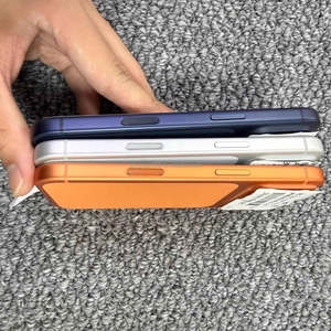 Version américaine 2026 pour l'iPhone 17 Pro Bleu Profond Débloqué pour iPhone 17 Pro Orange Cosmique 256 Go/512 Go/1 To Téléphone portable 6,3 pouces - Product Image 3
