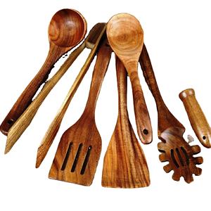 Utensilios de Cocina de Madera, Juego de Servidores de Ensalada de Madera Natural con 2 Espátulas, Utensilios Hechos a Mano Sostenibles - Product Image 1