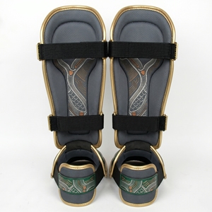 Protège-tibias en PU 2026 avec garniture dorée et fermeture auto-agrippante élastique pour la boxe – Équipement de protection léger unisexe pour adultes - Product Image 2