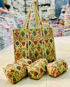 Quilted Floral Cotton Crossbody Bag Quilted Shoulder Purse Zipper Crossbody Handbag for Travel Daily Use - Product Image 2