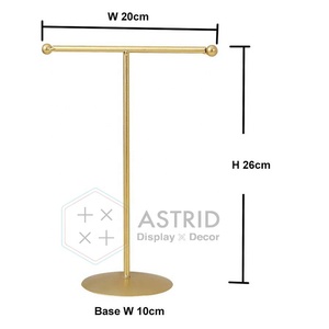Présentoir de Luxe Moderne Autoportant en Fer Poli Doré pour Bracelets, Colliers, Bagues et Boucles d'Oreilles – Idéal pour Bijouteries - Product Image 5