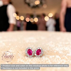 Pendientes de Diamantes y Rubíes Rojos Naturales con Halo Clásico de Oro Blanco Sólido de 18K para Mujer, de Sheri Jewels, Regalo de Aniversario - Product Image 3