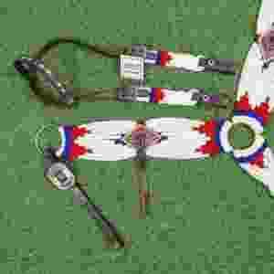 Juego de cabezada de mohair rojo, azul real y blanco, decorado con correa frontal a juego de 32 pulgadas con cuero argentino. - Product Image 6