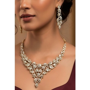 Conjunto de Collar y Aretes de Cristal Chapado en Oro para Mujer, Joyería de Boda, Conjuntos de Joyería de Moda - Product Image 1