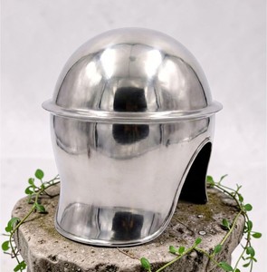 Casque d'armure en métal antique - Product Image 4