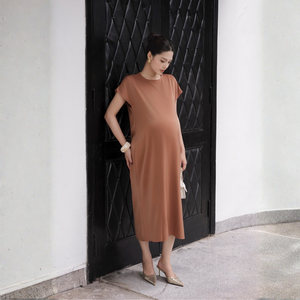 Robe midi en satin de soie pour femme, rayée, col rond, manches courtes, coupe ample avec poches, respirante, style décontracté minimaliste - Product Image 4
