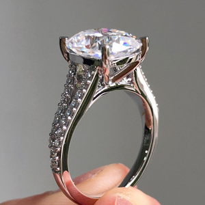 แหวนเพชรทรงคุชชั่น 3.55 กะรัต ขายดี รุ่น Iced Jewelz ทอง 14K ชุบทองคำขาว สำหรับเธอ พร้อมใบรับรอง IGI - Product Image 4