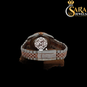 Montre de mode de luxe de haute qualité deux tons cadran arabe étincelant VVS Moissanite diamant clouté en acier inoxydable édition limitée - Product Image 5