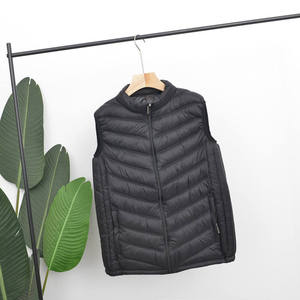 Gilet matelassé léger et respirant 100 % polyester imperméable et isolé pour homme, idéal pour la randonnée hivernale et les occasions décontractées - Product Image 2