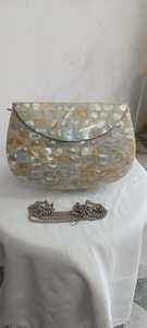 Bolso de Mano de Resina Ecológica Hecho a Mano con Patrón Personalizado - Accesorio de Moda Femenino para el Día de la Madre - Product Image 3