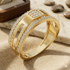 Anillo de lujo unisex de oro amarillo con diamantes, doble banda, diseño de racimo cuadrado con micro pavé - Product Image 1