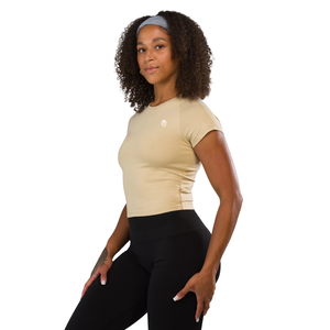 T-shirt de performance pour femme, coupe ajustée, manches courtes, tissu léger et doux, style crop, décontracté et sportif, coupe basique Pro. - Product Image 2
