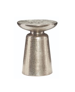 Mesa auxiliar metálica silenciosa, compacta para colocar junto a la cama, pero elegante para realzar la decoración. - Product Image 1