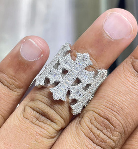 Anillo Cruzado con Incrustaciones de Diamantes Moissanite en Plata de Ley 925, Estilo Hip Hop, para Compromiso, Boda o Aniversario - Product Image 4