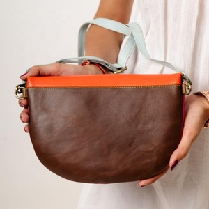 Gran oferta de Invierno para mujer de cuero genuino Vintage de un solo mango diamante enrejado embrague vestido bohemio inspirado bolso con flecos - Product Image 4