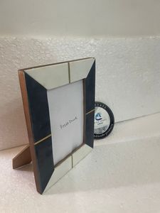 FAIZA CRAFT Handcrafted Resin <b>Photo</b> <b>Frame</b> Home Office Decoration Sustainable Fashionable <b>Square</b> Vertical Tabletop Design - Product Image 3