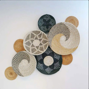 Tapis de carex décoratifs naturels faits à la main Artisanat écologique dans diverses conceptions Technique brute - Product Image 1