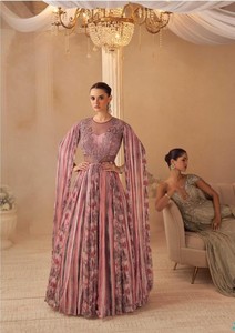 Vestido de Seda Chinon de Talla Única con Bordado - Vestido Moderno para Fiesta de Diwali o Boda - Product Image 5