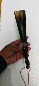 Chausse-pied artisanal de haute qualité en véritable corne de bœuf avec manche rond en corne massif, au meilleur prix - Product Image 3