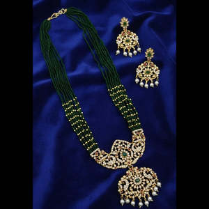 Jewelemarket Ensemble de collier long élégant en pierres autrichiennes et perles, bijoux fins en diamant américain pour occasions nuptiales - 10575582GR - Product Image 1