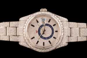 Reloj de Acero Inoxidable Personalizado con Diamantes, Correa de 16 mm, Estilo Ejecutivo de Lujo para Reventa - Product Image 2