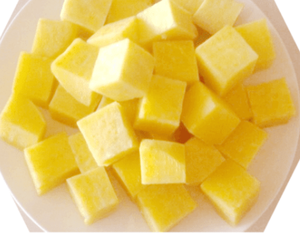 มันเทศนึ่งแช่แข็ง หั่นสี่เหลี่ยม ปลอดจีเอ็มโอ สำหรับส่งออก ราคาขายส่งดีที่สุด บรรจุถุง 1 กก. - Product Image 1