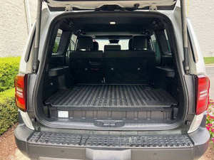 Autos Más Vendidos en Venta 2025 Land Cruiser - Product Image 2
