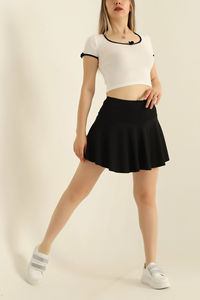 Falda Larga Plisada de Cintura Alta, Color Sólido, Personalizable al por Mayor, Diseño Casual y Moderno para Mujer - Product Image 3