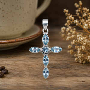 Colgante de Cruz de Plata de Ley 925 con Topacio Azul, Joyería Cristiana Hecha a Mano, Chapado en Oro Rosa de 18K y Oro Amarillo, Regalo para Mujer - Product Image 3