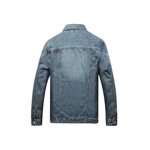 Veste en jean premium pour homme, classique, boutonnée, décontractée, conçue pour un confort quotidien, les voyages et un style intemporel - Product Image 5