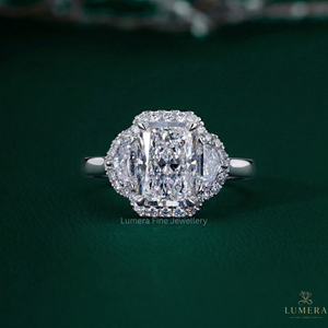 High-End Radiant Cut Halo Lab Grown <b>Diamond</b> Engagement <b>Ring</b> with Trapezoid Side Stones 14K 18K Gold Platinum OEM ODM - Product Image 2