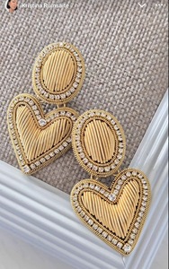 Pendientes Colgantes Hechos a Mano con Cuentas y Perlas, Adornados con Plumas Blancas y Doradas, Joyería para Mujer - Product Image 6