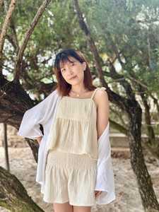 ชุดเซ็ตเสื้อผ้าผู้หญิงเอวสูงสีเบจผ้าฝ้าย พร้อมระบายขอบเอวยางยืด ทรงหลวม สไตล์ลำลอง ผ้าทอระบายอากาศได้ดี - Product Image 2