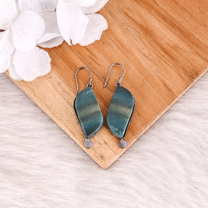 Nouveauté : Boucles d'oreilles pendantes en laiton noir rhodié avec pierre naturelle Agate Sanguine – Fabricant de bijoux sur mesure - Product Image 2
