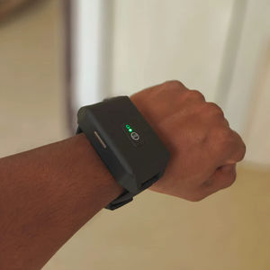 Montre connectée avec suivi GPS 4G LTE - Product Image 1