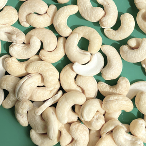 Noix de cajou brutes de qualité supérieure, certifiées WW180, WW240, WW320, LP, en vrac, emballage personnalisé, provenant d'une usine de confiance - Product Image 1