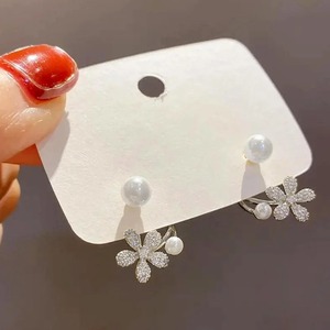 2in1 Silver Toned Floral Design <b>Pearl</b> <b>Earrings</b> for Women Elegant Flower Stud Jewelry for Party and Daily Wear for Sale - Product Image 2