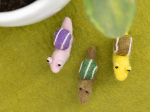 Caracol de lana fieltrada a mano, juguete educativo infantil, decoración de jardín, animal de peluche artesanal, venta al por mayor - Product Image 6
