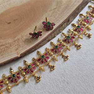 Floral Kerala Small Choker Casual Alloy Gold Plated Fashion Jewelry Set - Product Image 2