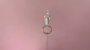 Boucles d'oreilles créoles de luxe en or jaune 14K avec diamants taille baguette et taille rond brillant, 0,48 carat, sertissage en canal naturel - Product Image 2