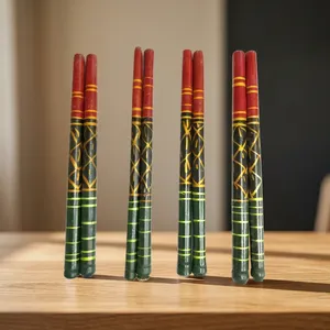 Bâtons de Dandiya en bois colorés, paires de Dandiya traditionnelles pour la danse Garba, Dandiya en bois poli pour le festival Navratri, Dandiya en plastique coloré - Product Image 3