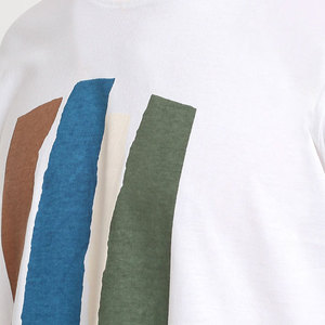 เสื้อยืดพิมพ์ลายกราฟิกน้ำหนักเบา เนื้อผ้านุ่ม ดีไซน์ทันสมัย เหมาะสำหรับชุดลำลองประจำวัน - Product Image 6
