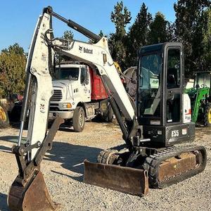 Excavatrice sur chenilles Bobcat E55 d'origine, équipement de construction efficace pour la réalisation de fossés de fondation et les travaux de terrassement. - Product Image 3