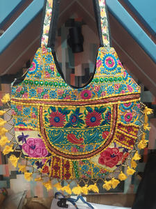 Bolso Tote Colorido con Bordado de Patchwork, Bolso de Hombro Estilo Boho con Espejo, Borlas de Conchas de Cauri, Textil Tribal, Bolso de Moda - Product Image 2