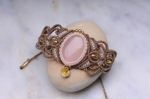 Collar de Macramé Hecho a Mano con Cuarzo Rosa, Joyería Curativa Ajustable Estilo Boho - Product Image 3