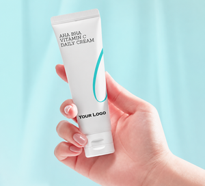 Crema Facial Hidratante de Marca Privada con AHA, BHA y Vitamina C para Hidratación Profunda y Suavidad, Venta al Por Mayor para Fabricantes - Product Image 3
